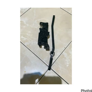 Handle laci dasboar mobil Innova Reborn 2016-2021 Original Harga satuan