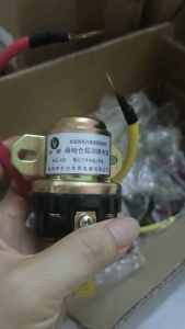 Rơ Le Phụ Đề Ô Tô 12V 150A Cao Cấp – Cóc Đề Khởi Động Động Cơ Cho Xe Tải Máy Xúc Xe Cơ Giới Hàng Kim Địch (Gold)