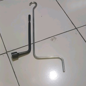 Paket Kunci Roda Mobil Uk 21mm & Handle Dongkrak