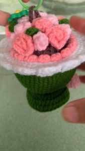 Búp bê/ móc khoá cô dâu bó hoa 2 in 1 len handmade/ móc khoá bó hoa