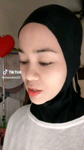 [Homepark] Dual Color Gradient Two-tone Eyeshadow Waterproof Sweatproof Stick 渐变双色眼影棒