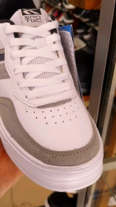 Sepatu Snaiker Spotec seri Alonso pemakaian pria wanita