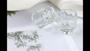 Chung thủy tinh đựng lưu huỳnh có nắp đậy - dụng cụ chuyên dụng làm móng