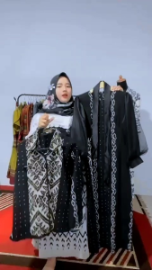 PADMA BLACK COUPLE TENUN-TENUN ETNIK-KEMEJA TENUN-DRESS TENUN-TENUN IKAT JEPARA