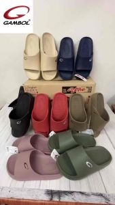 รองเท้าแตะสวมใหม่ กันน้ำ นุ่มสบายสุดๆ 7สี เหมือนกัน GM42197 ดำ กรม น้ำตาล แดง เขียว แกมโบล สามารถสะท้อนได้ทั้ง ชายหญิง เปลี่ยนแปลงราคาและรหัสส่วนตัว