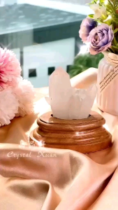 【现货】鱼眼石白水晶摆件|聚焦能量 ✦ 净化空间 ✦ 提升专注 ✦ 灵性守护|Apatite & Clear Quartz Display Piece
