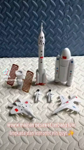 Mainan Laki Laki Pesawat Terbang Luar Angkasa Astronot