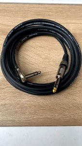 Kabel Jack Akai Stereo TRS 65 mm: Pemilihan & Penggunaan