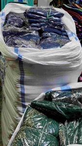 Elegant Mukna Freesize Premium Silk Velvet Prayer Set for Women Made in Jakarta