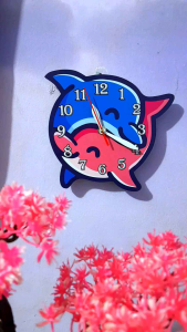 Jam Dinding Aesthetic Karakter Lumba-Lumba