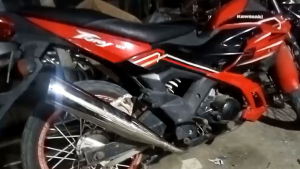KAWASAKI FURY 125 NEW BREED CHICKEN PIPE