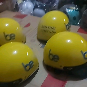mũ bảo hiểm be vàng