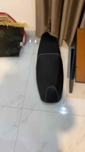 Sarung Jok/Kulit Jok Jahit Tengah Vario150 Beat Fi Bahan Kulit Jeruk+Logo Emblem