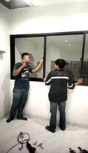 jendela dan pintu sliding