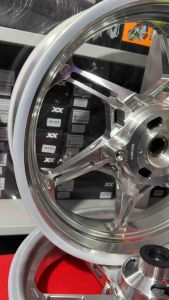 RCB MAGS CNC RIM CT600 AEROX V3 SILVER