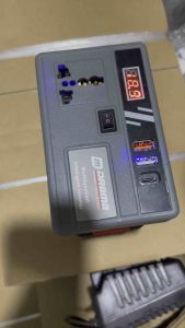 Đế chuyển đổi nguồn điện DRAMA D21 chuyển từ pin 21v lên 220v Chân phổ thông 4cm  Chạy được quạt