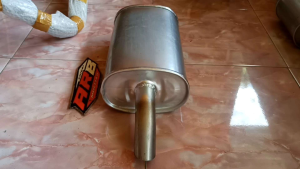 Tabung Standar Knalpot Mobil Sedan Universal Bagian Belakang