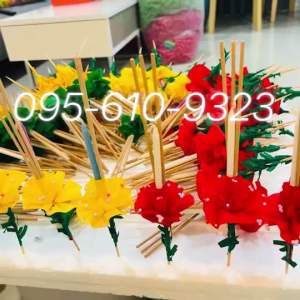 💐2In1 50กระทง ดอกใหญ่ วัสดุกระดาษย่น ย่อยสลายได้ ดอกไม้ธูปเทียนปักกระทง เทียนคละสี งานสวย สีสันสดใสสวยงาม ลอยกระทง ปลอดภัยต่อธรรมชาติ รักษ์โลก🌐