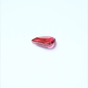1.26 cts(การัต) พลอยทัวร์มาลีน ชมพู พลอยเเท้. Natural Pink Tourmaline | UT-0002 | 999฿ Size: 8.7 x 6.1 x 3.8 (mm)