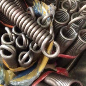 Lò xo kéo phi 18(sợi 4mm dài 180mm mỏ tròn)👍👍👍🅰️