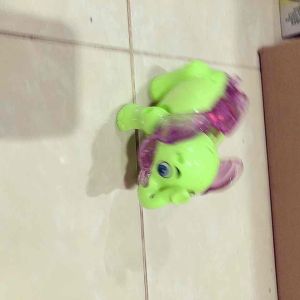 Mainan Gajah Lampu Musik dan berjalan