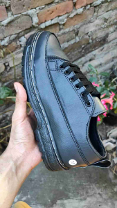 ZDM SEPATU PANTOFEL DOCMART PRIA KASUAL OUTSOLE JAHIT UKURAN 38-44 BAHAN SEMIKULIT