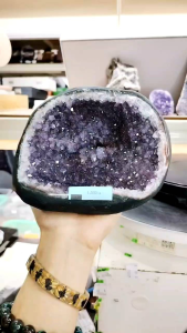 Natural High Gred Uruguay Rainbow Amethyst Geode