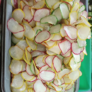 kerupuk bawang prima 500 gr (gratis royco sacet 1pc)
