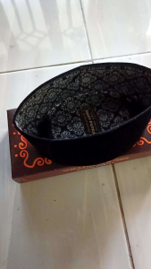 Songkok Peci Hitam Dewasa: Aksesoris Formal yang Elegan