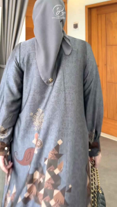 DYN - Maresha Dress DYN CLOTHINGLINE Gamis Silk Premium Motif Printing Plisket