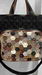 กระเป๋าสะพายไหล่handmadeผ้าญี่ปุ่นใบใหญ่ต่อผ้าHexagon