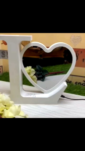 SEHARI JADI Cermin mirror kaca magic ajaib frame foto lampu LED hadiah kado hampers gift custom ultah ulang tahun anniversary wisuda wedding valentine natal unik mewah Bentuk love