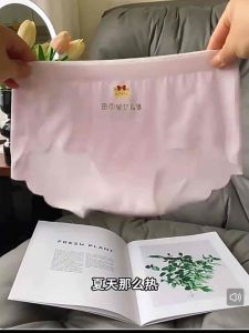 Hi.sweetie 🎀 [Ready Stock] 7-12years Ice Silk Girl/Kids Training Bra Seamless Girl Underwear Cooling Silk发育期女童冰丝内衣套装