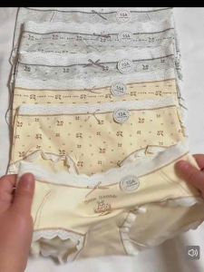 Hi.sweetie🎀[Ready Stock]Cute Rabbits 🐰 Soft Cotton Woman Panties 10A Antibacterial Extra Long Crotch Pure Cotton Panties
