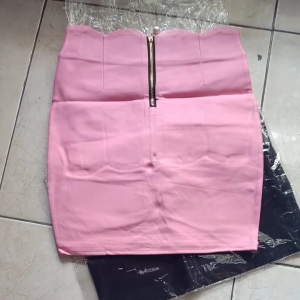 Rok Mini Impor Fashionable & Harga Terjangkau