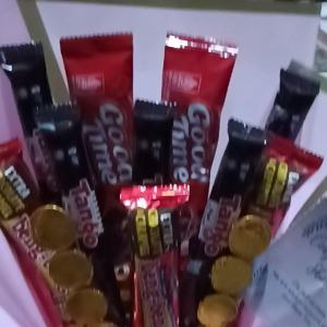 Bucket Wisuda dan Kado Ultah untuk Pacar