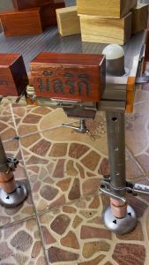 ฐานไม้จับมัลริวกิสำหรับเก้าอี้ตกปลาและโต๊ะตกปลา(ราคาเฉพาะฐานไม้ไม่รวมขายึด)