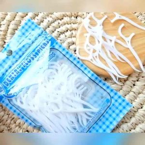 5 PICS DENTAL FLOSS STICKS PICK PICKS BENANG GIGI / SIKAT SELA CELAH BEHEL BENANG GUARDIAN / Alat Pembersih Penghilang Plak Gigi dan Bau Mulut / Behel Ortho Behelldental Dental
