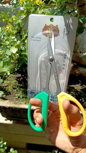 Gunting Pruning FL7 Hijau Kuning 21cm: Alat Hortikultura Profesional