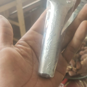 Candu Putih Super Cap Tengkorak: Produk E-Commerce Unik