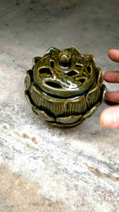 Lư đốt trầm thủ công