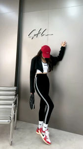 legging hitam panjang list putih