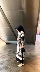 MIDI AURA BY RIVCO: Desain Midi Dress Dewasa