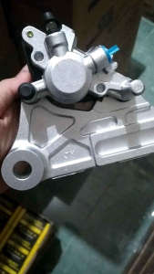 MASTER REM BELAKANG HONDA CRF 150 MASTER REM BAWAH CRF KALIPER CAKRAM BELAKANG CRF 150 MASTER BAWAH CALIPER BAWAH KALIPER BAWAH CAKRAM BELAKANG CRF 150 PLUS BREKET