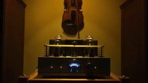 MUZISHARE R100 amply đèn sử dụng kết hợp bóng 300B và 845