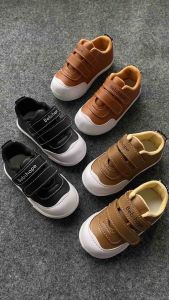 Sepatu Sneakers Anak Laki-Laki Perekat Usia 1 2 3 Tahun Sepatu Perempuan Sport Simple Empuk Ringan