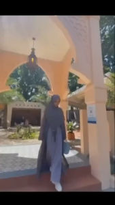 Abaya Helwa 3 in 1 ( free kerudung ) sleting depan friendly bahan adem nyaman dress pesta kondangan