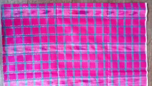 Lipa Saqbe Sarung Tenun Sutra Mandar .Sulawesi Barat.