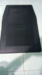 KARPET KARET LEMBARAN TRD JUMBO COCOK UNTUK SEMUA JENIS MOBIL UNIVERSAL
