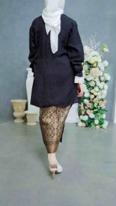 Kebaya Kartini Renda By mboksam Batik: Pilihan Terbaik untuk Kebaya Wanita Modern